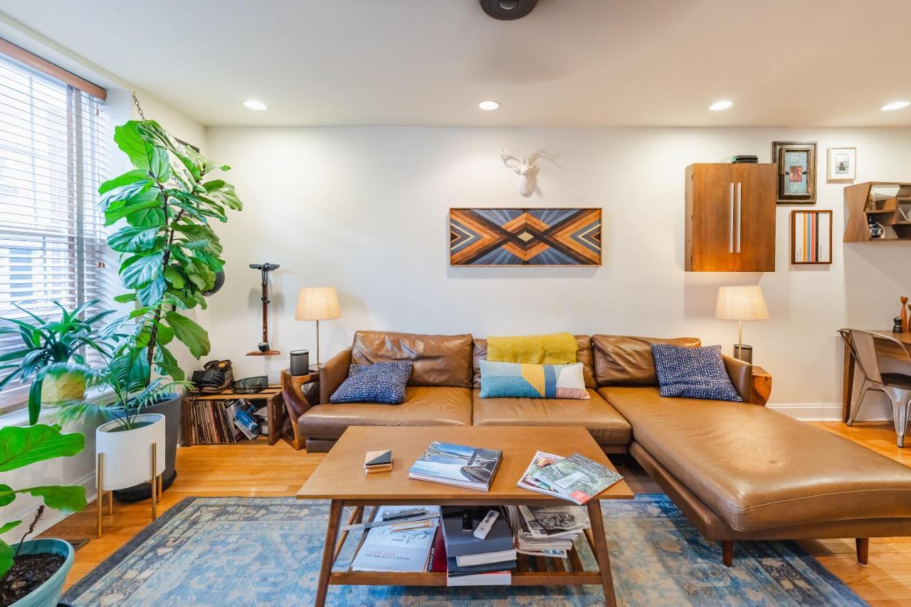 Homestay Bedroom In Thoughtfully Decorated East Passyunk