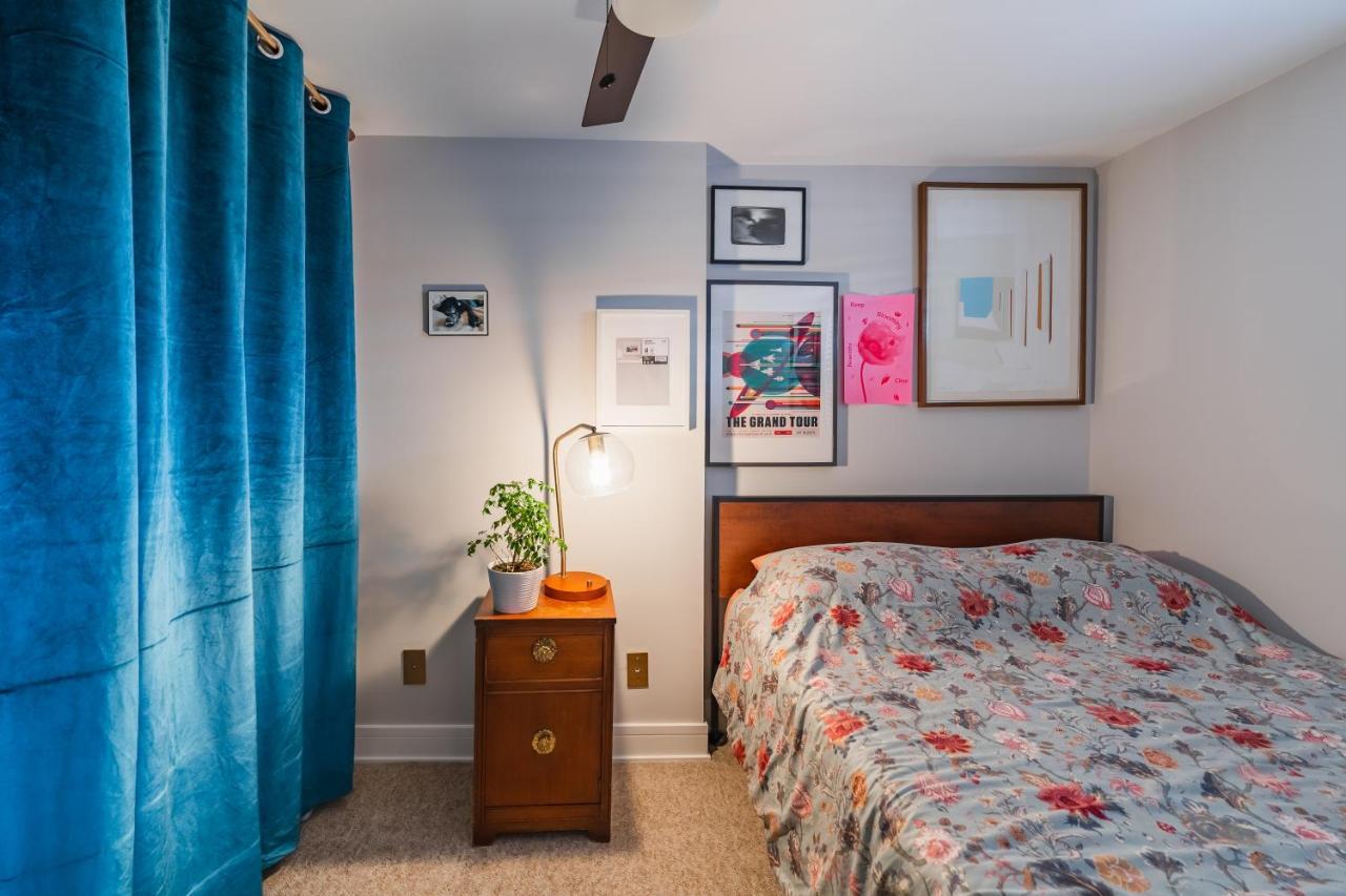 Bedroom In Thoughtfully Decorated East Passyunk Homestay Philadelphia