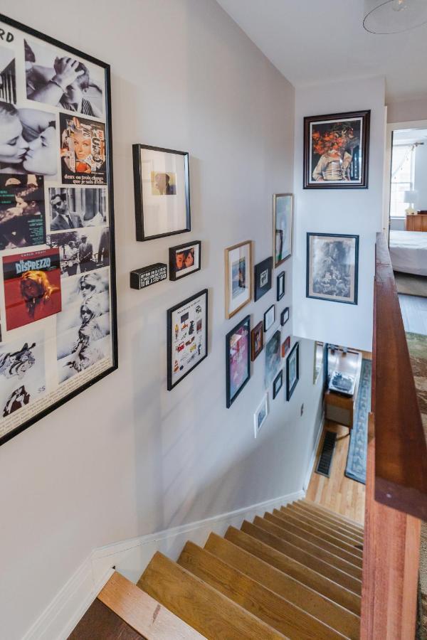 Bedroom In Thoughtfully Decorated East Passyunk Homestay