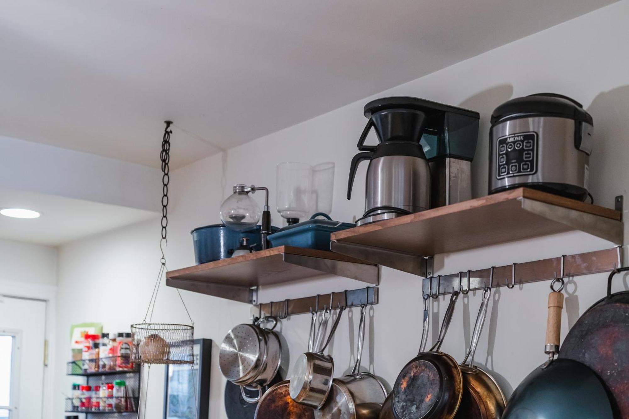 Homestay Bedroom In Thoughtfully Decorated East Passyunk