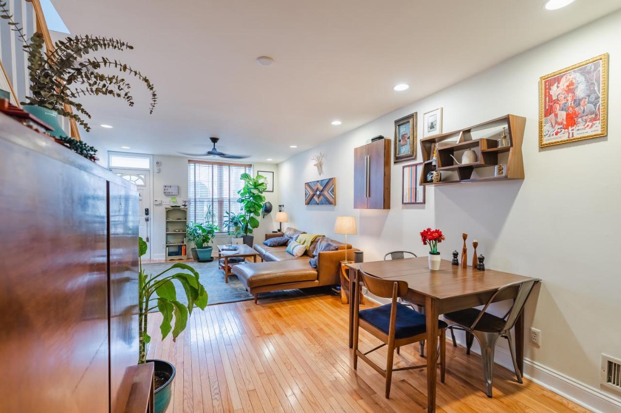 Homestay Bedroom In Thoughtfully Decorated East Passyunk *